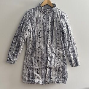 The North Face Reversible Down Coat, M